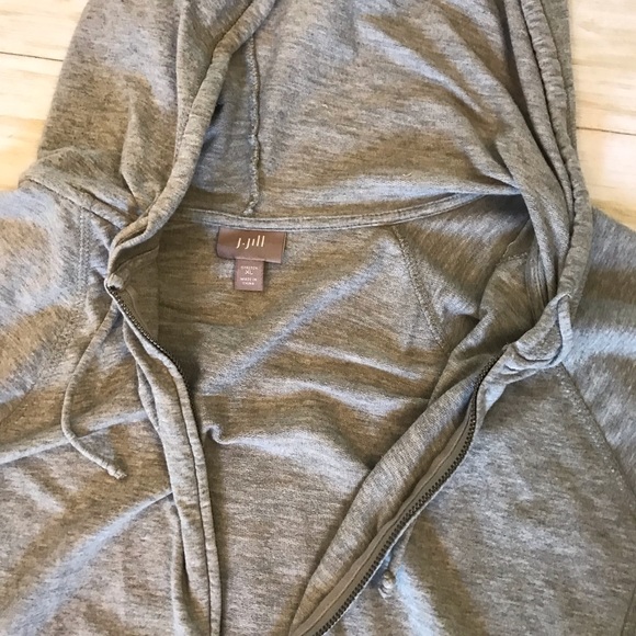 J. Jill Gray long sleeve zip up. Size XL with front pockets - Picture 2 of 4